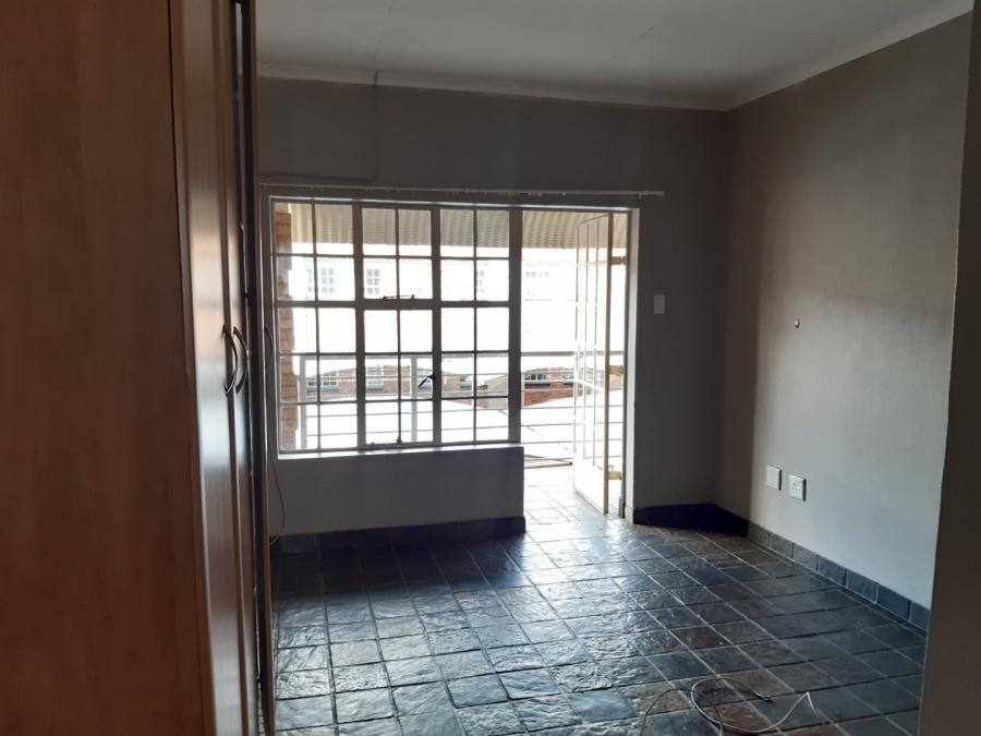 1 Bedroom Property for Sale in Dassie Rand North West